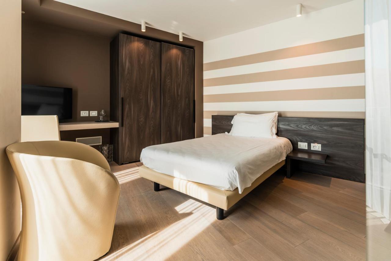 Suites Hotel Astor Belluno Exteriér fotografie